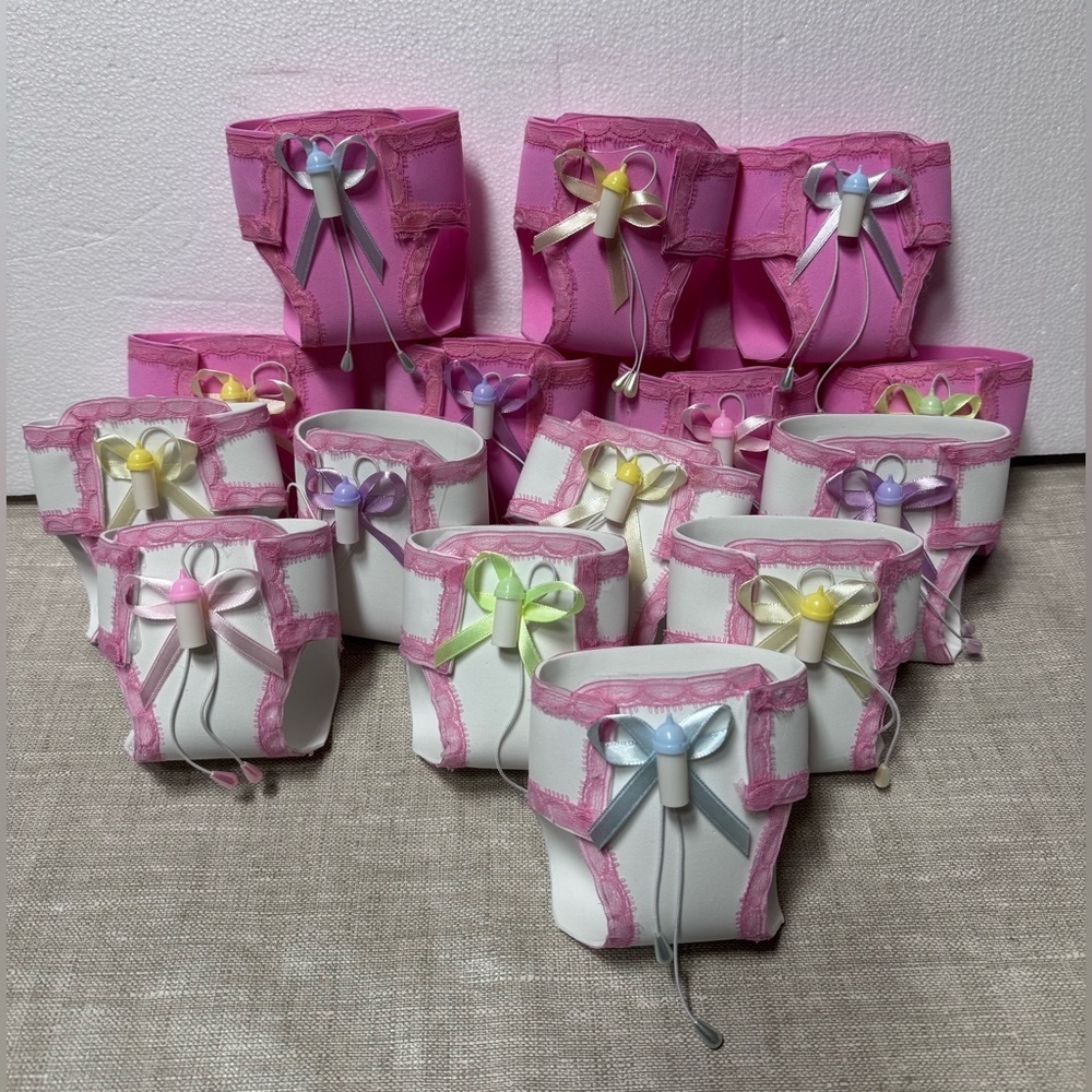 Pink and White Decorative baby shower diapers